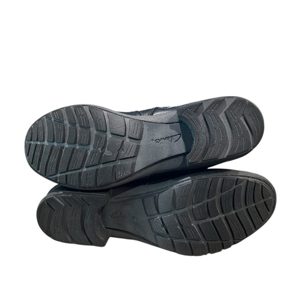 Clarks Riddle Avant Women’s Black Moto Boots Size 8.5 M 1” heel, Inside Zipper. - Picture 9 of 14